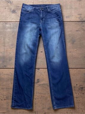 Vintage Y2K Calvin Klein Medium Light Wash Straight Jeans Women’s Size 32 (W32 L